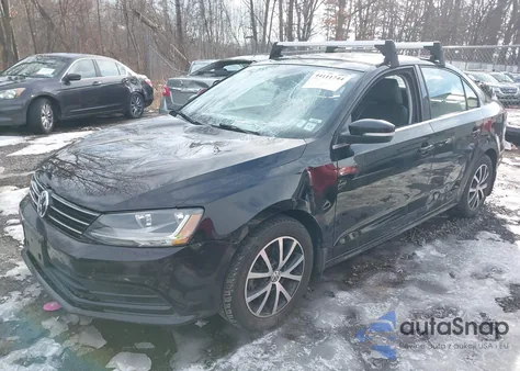 2017 Volkswagen Jetta 1.4T Se z USA, uszkodzony, nr VIN 3VWDB7AJ4HM225765